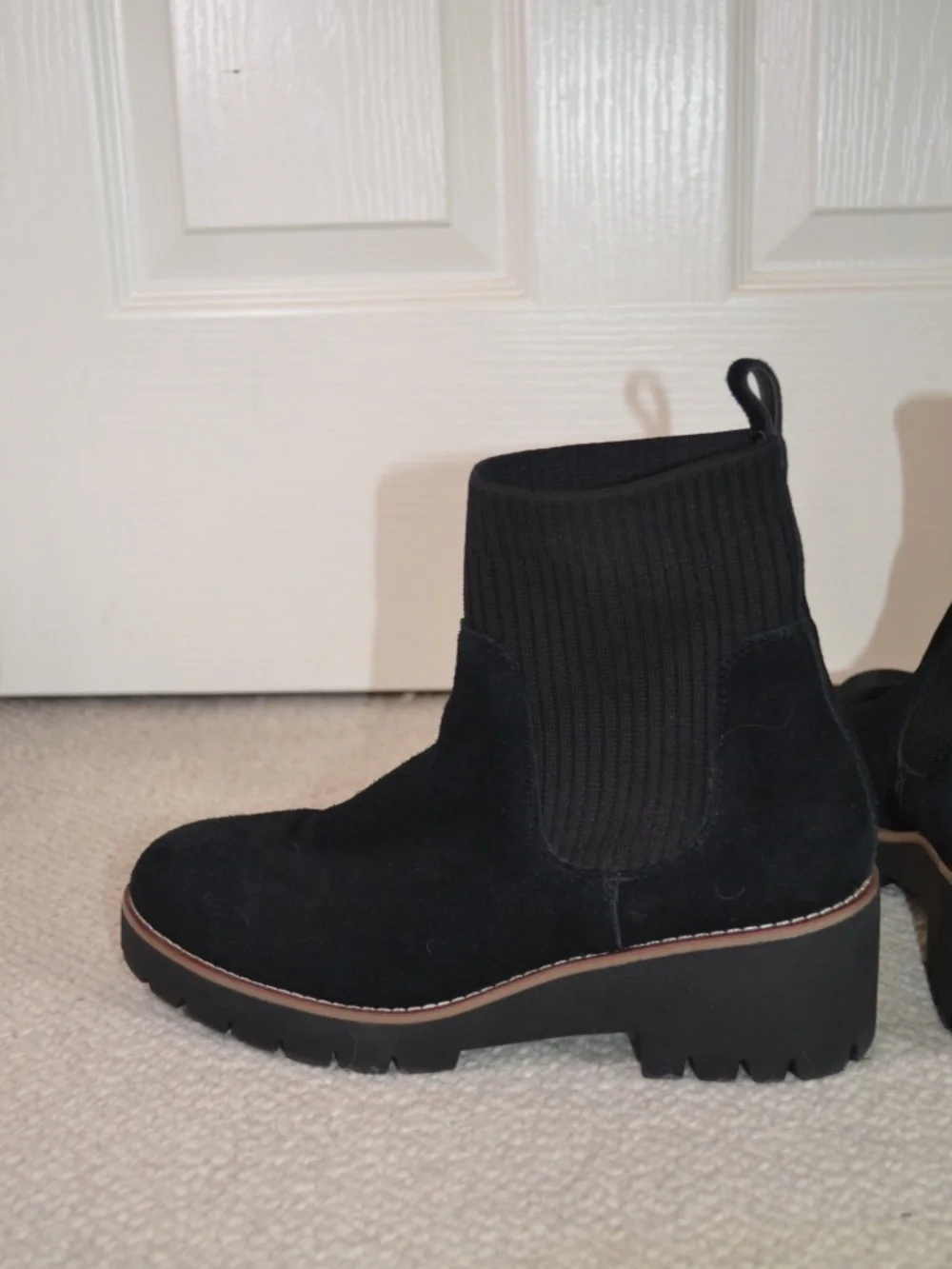 Blondo “Darren” Sllip-On Chelsea Boots in Waterproof Black Suede